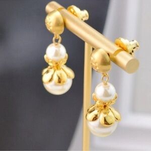 🎁 Tory Burch Earrings Gold Pearl Belle Flower Drop NIP $148